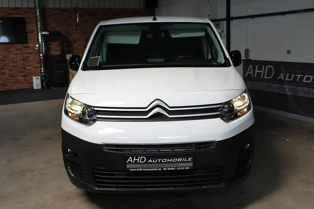Gebraucht Citroën e-Berlingo 100 kW (136 PS) 2023 (weiß uni) Van / Kleinbus