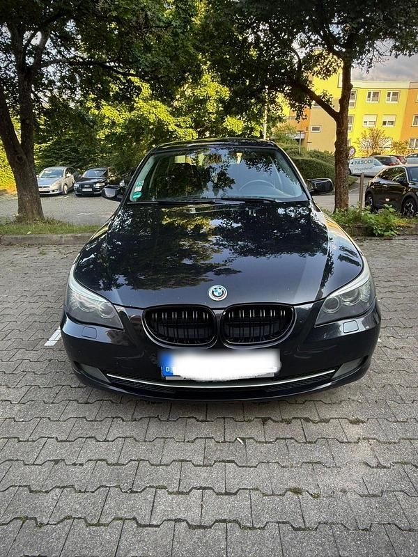 Schwarz Gebraucht 2007 BMW 523 Limousine | 4.300 € (Guter Preis) - Bild 1/4