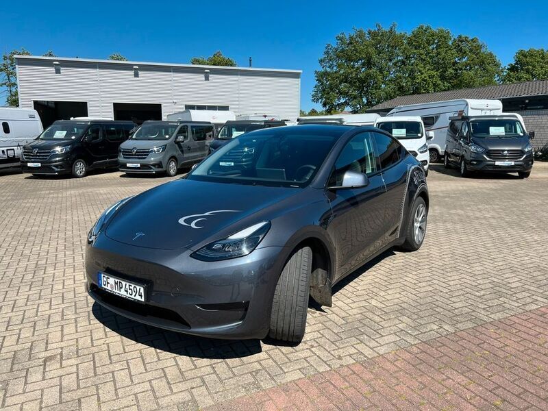 Gebraucht Tesla Model Y Standard Range 219 kW (299 PS) 2023 Silber SUV