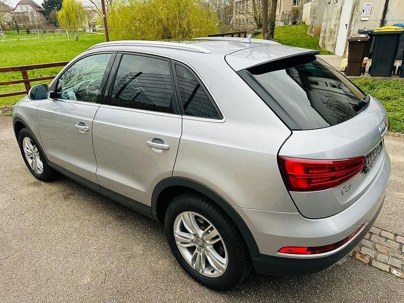 Gebraucht Audi Q3 Ambiente 150 PS (110 kW) 2018 Silber SUV