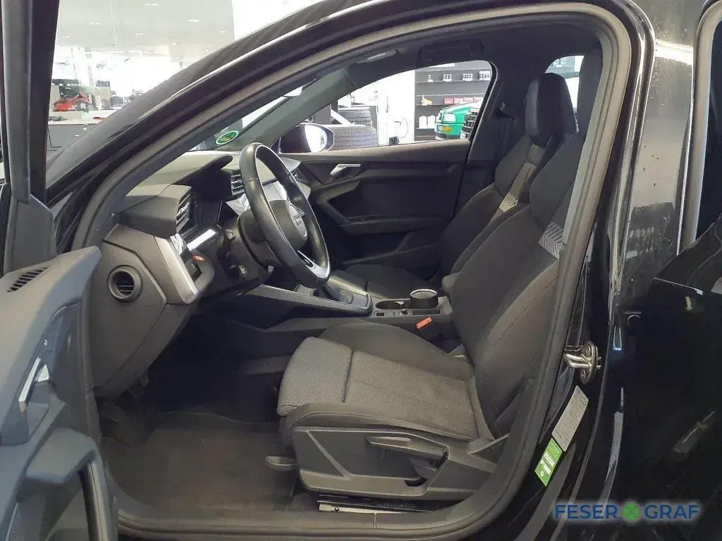 Occasion Audi A3 S-Line 116 ch (85 kW) 2024 Noir Berline