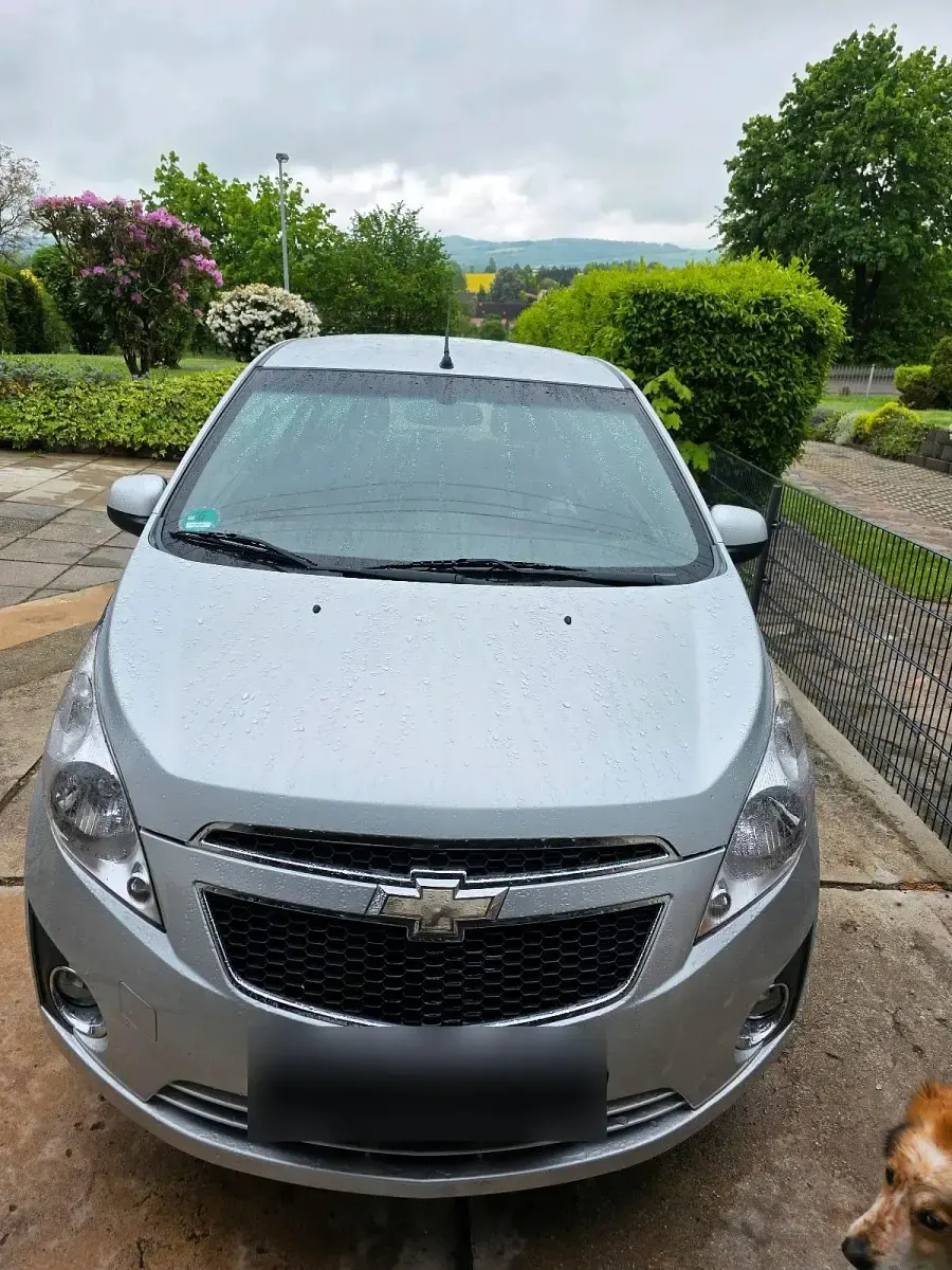 Gebraucht Chevrolet Spark 68 PS (50 kW) 2012 Silber Kleinwagen