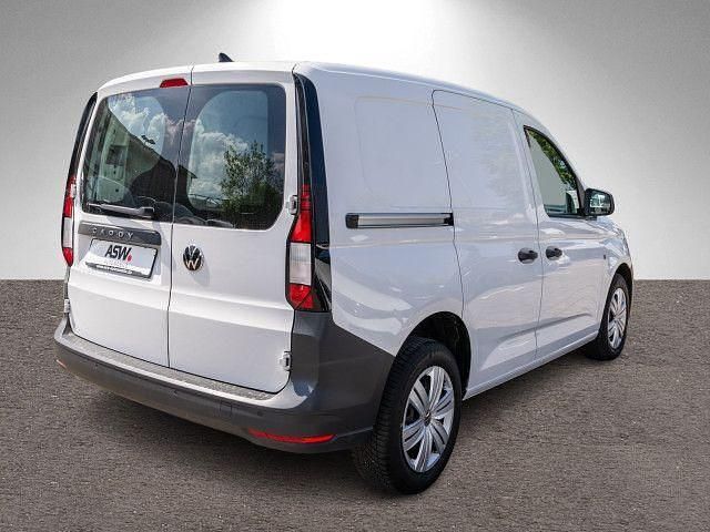 Second-hand VW Caddy 114 CP (83 kW) 2023 Alb Monovolum