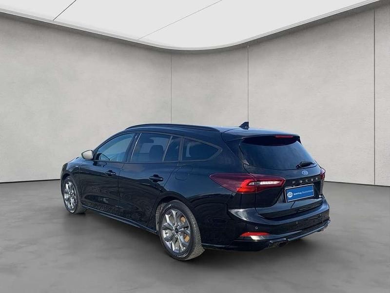 Gebraucht Ford Focus ST-Line X 125 PS (91 kW) 2024 Schwarz Kombi