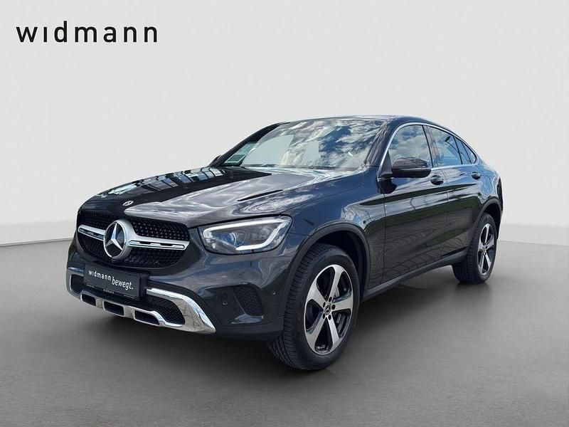 Metalliclack graphitgrau Gebraucht 2021 Mercedes GLC300e Coupé | 45.850 € (Fairer Preis) - Bild 1/4