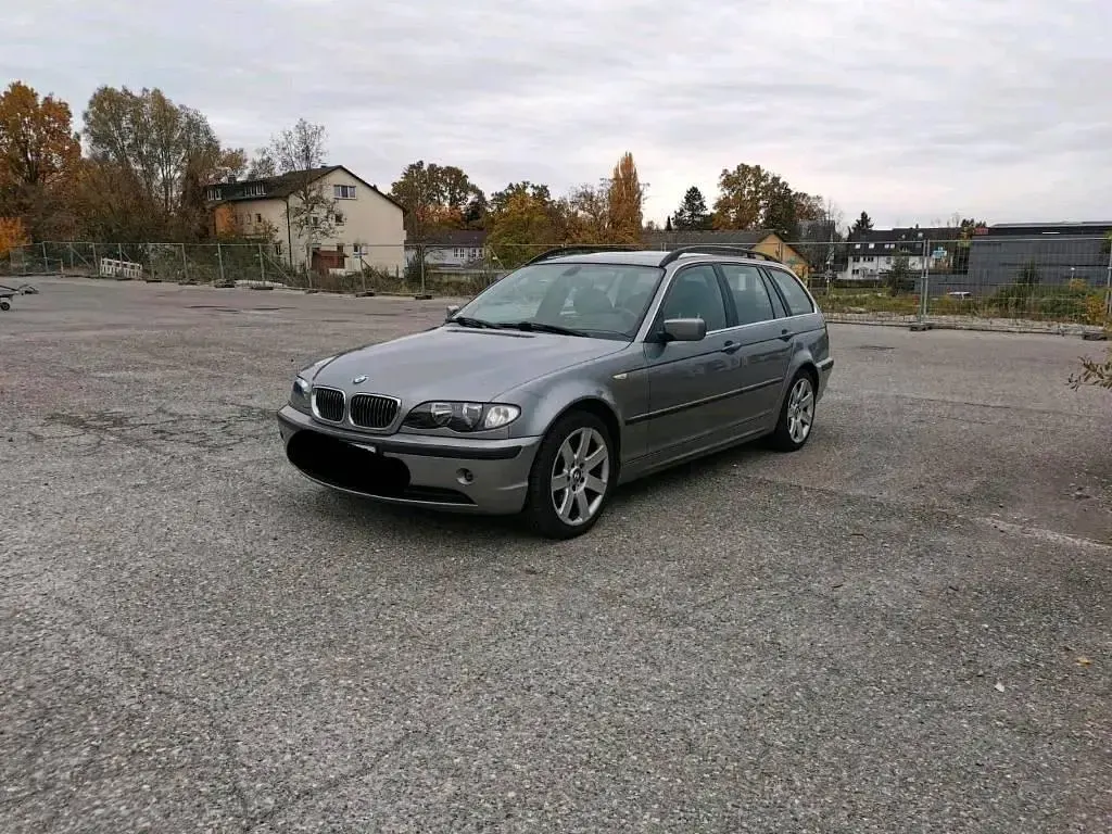 Gebraucht BMW 320 Lifestyle 150 PS (110 kW) 2004 Grau Kombi