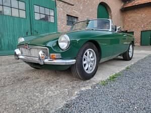 Grün Gebraucht 1971 MG B Cabrio | 29.999 € - Bild 1/4