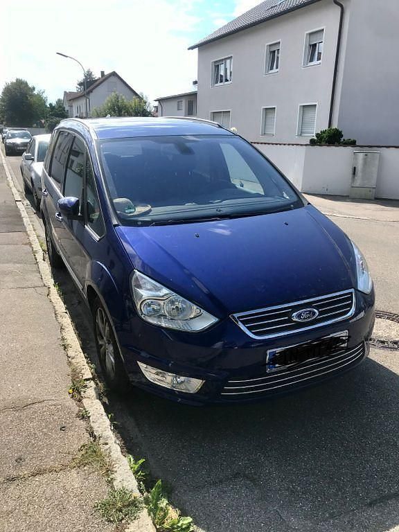 Gebraucht Ford Galaxy Titanium 140 PS (102 kW) 2014 Blau Van / Kleinbus