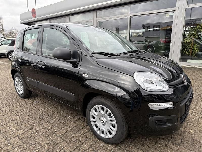 Neu Fiat Panda 69 PS (50 kW) 2025 Cinema schwarz Kleinwagen