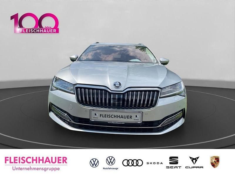 Gebraucht Skoda Superb Style 150 PS (110 kW) 2024 Silber Kombi