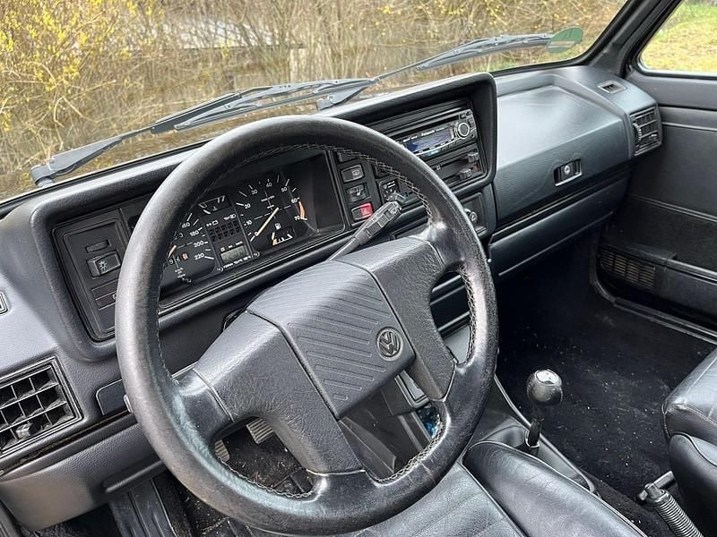 Gebraucht VW Golf Cabriolet 98 PS (72 kW) 1989 Schwarz Cabrio