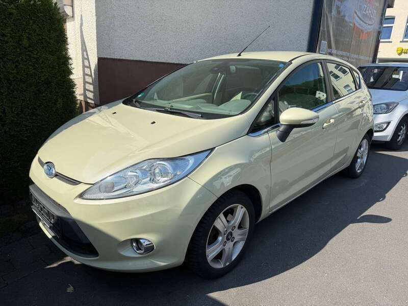 Spa (g) Gebraucht 2009 Ford Fiesta Ghia Kleinwagen | 2.290 € (Fairer Preis) - Bild 1/4