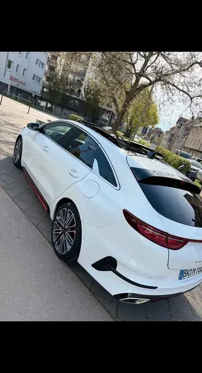 Gebraucht Kia ProCeed GT 204 PS (150 kW) 2021 Weiß Kombi