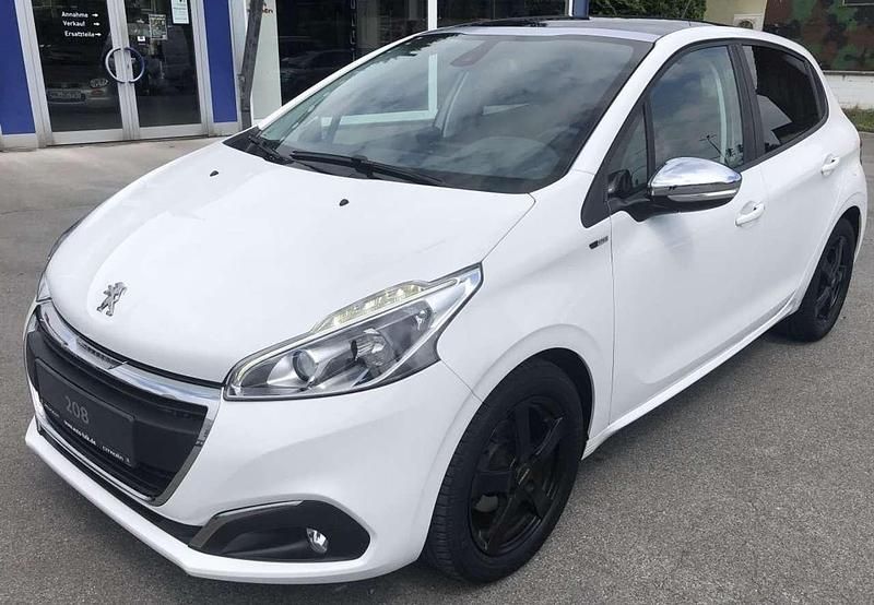 Weiß Gebraucht 2016 Peugeot 208 Style Kleinwagen | 8.250 € (Fairer Preis) - Bild 1/4