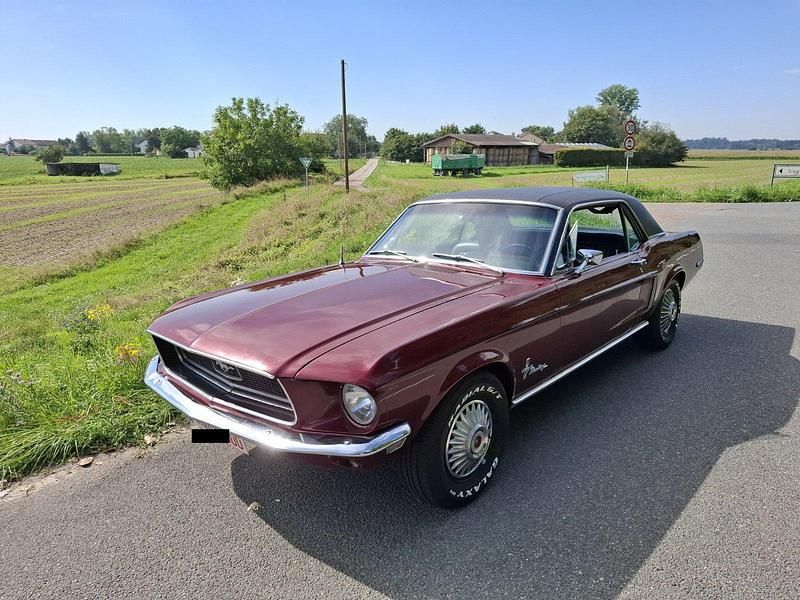 Rot Gebraucht 1968 Ford Mustang Coupé | 26.800 € - Bild 1/4