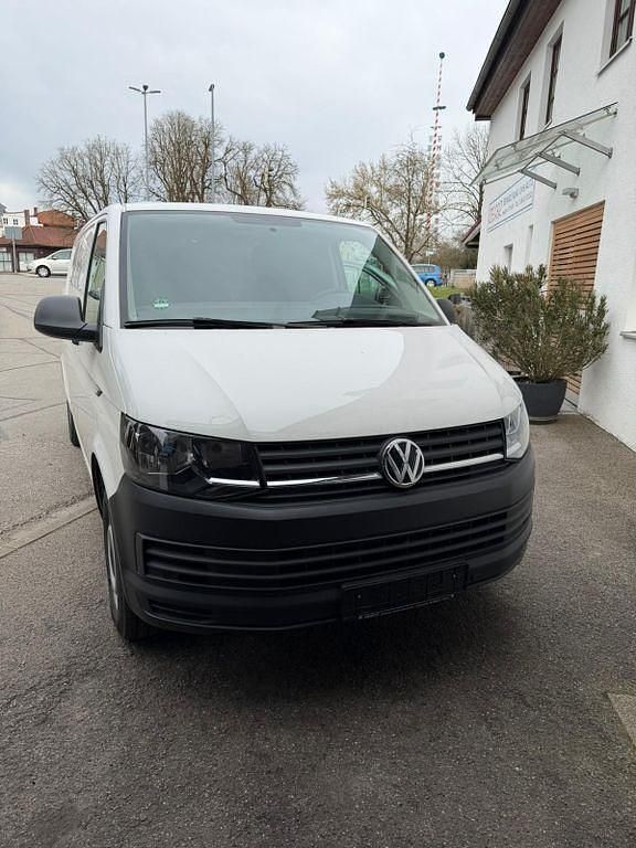 Gebraucht VW Transporter 150 PS (110 kW) 2019 Weiß Van