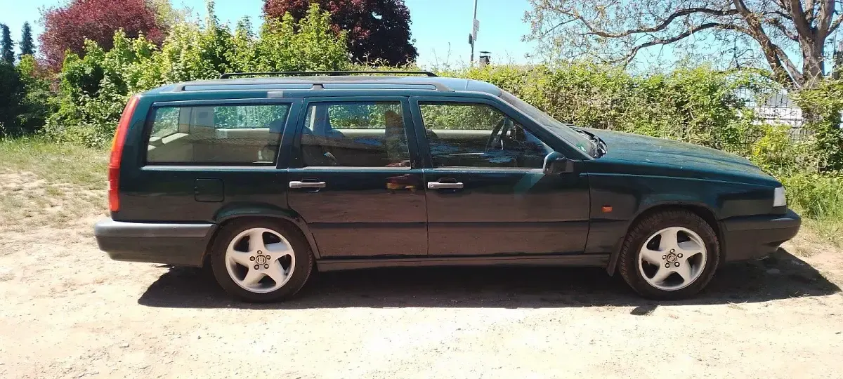 Second-hand Volvo 850 170 CP (125 kW) 1994 Verde Break