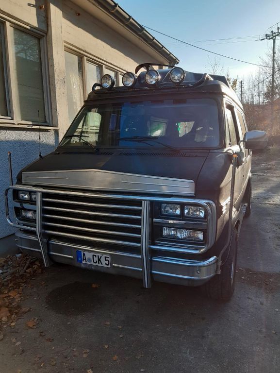 Schwarz Gebraucht 1987 GMC Vandura Van / Kleinbus | 11.999 € - Bild 1/4