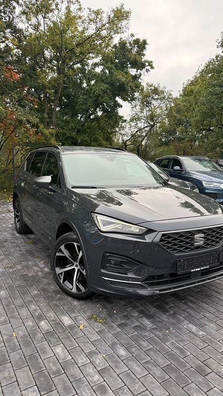 Grau Gebraucht 2022 Seat Tarraco 4Drive SUV | 21.900 € (Fairer Preis) - Bild 1/4