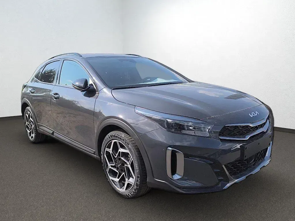 Neu Kia XCeed GT-Line 179 PS (131 kW) 2026 Grau SUV