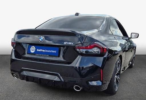 Neu BMW 218 Performance 156 PS (114 kW) 2025 Saphirschwarz metallic Coupé