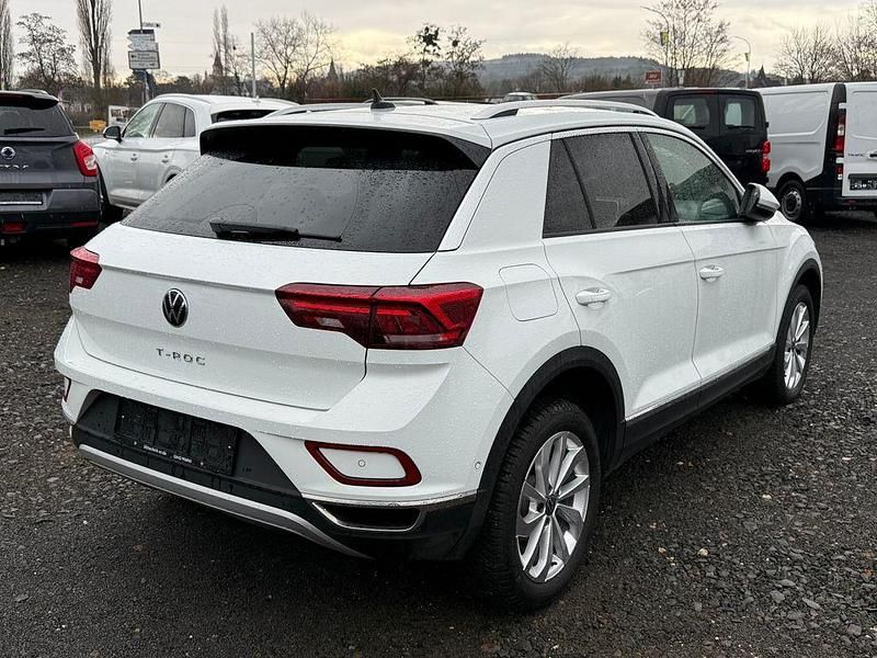 Gebraucht VW T-Roc Style 150 PS (110 kW) 2025 Weiß SUV