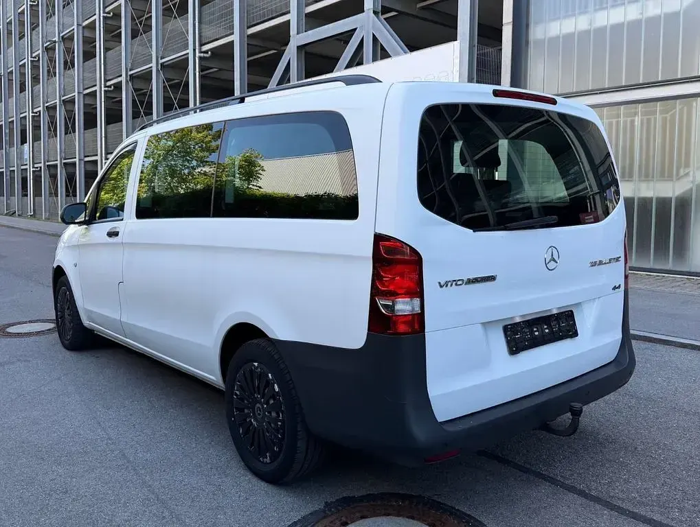 Gebraucht Mercedes Vito 163 PS (119 kW) 2016 Weiß Van