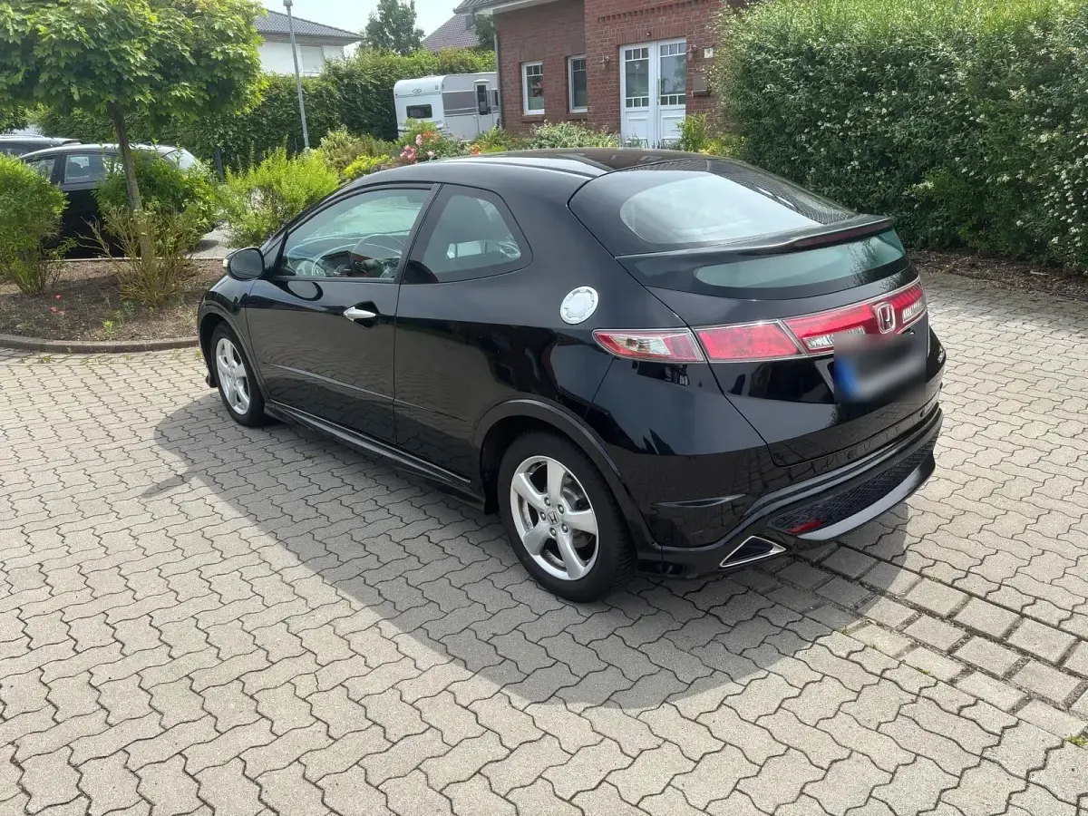 Gebraucht Honda Civic Type S 100 PS (73 kW) 2008 Schwarz Kleinwagen