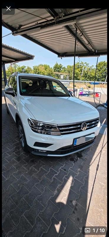 Weiß Gebraucht 2019 VW Tiguan Allspace Comfortline SUV | 17.899 € (Fairer Preis) - Bild 1/4