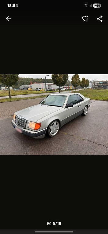 Silber Gebraucht 1992 Mercedes 300 Coupé | 10.500 € - Bild 1/4