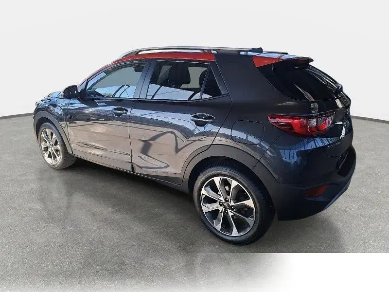 Gebraucht Kia Stonic Vision 99 PS (72 kW) 2018 Metallic SUV