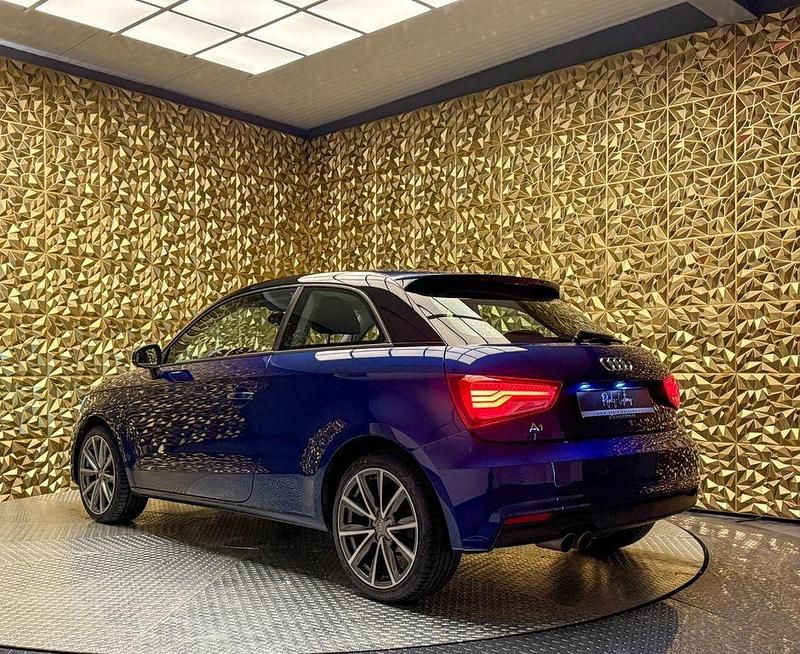 Gebraucht Audi A1 Sport 125 PS (91 kW) 2015 Blau Kleinwagen
