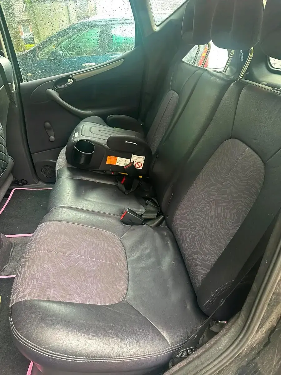 Gebraucht Mercedes A160 Avantgarde 109 PS (80 kW) 2004 Schwarz Kleinwagen