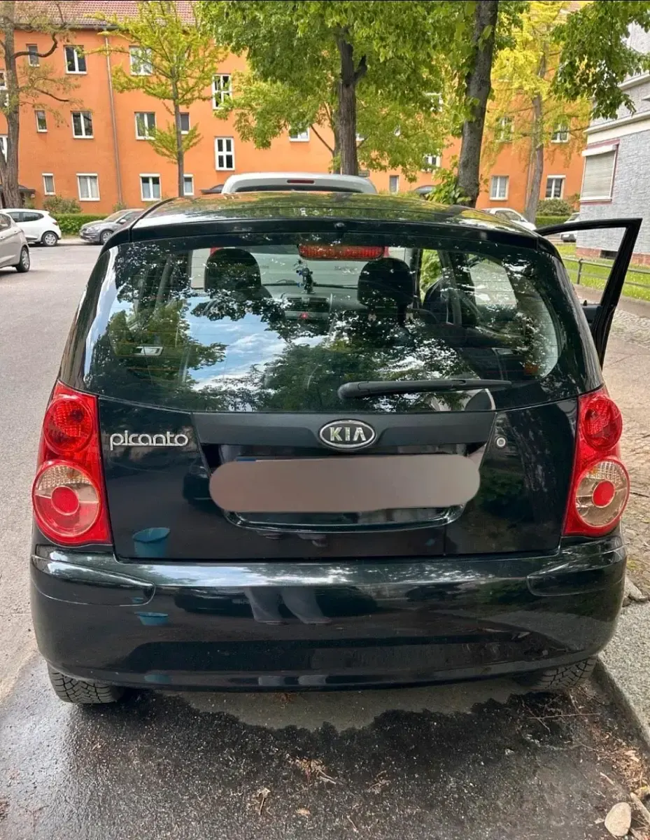 Gebraucht Kia Picanto 65 PS (47 kW) 2010 Schwarz Kleinwagen