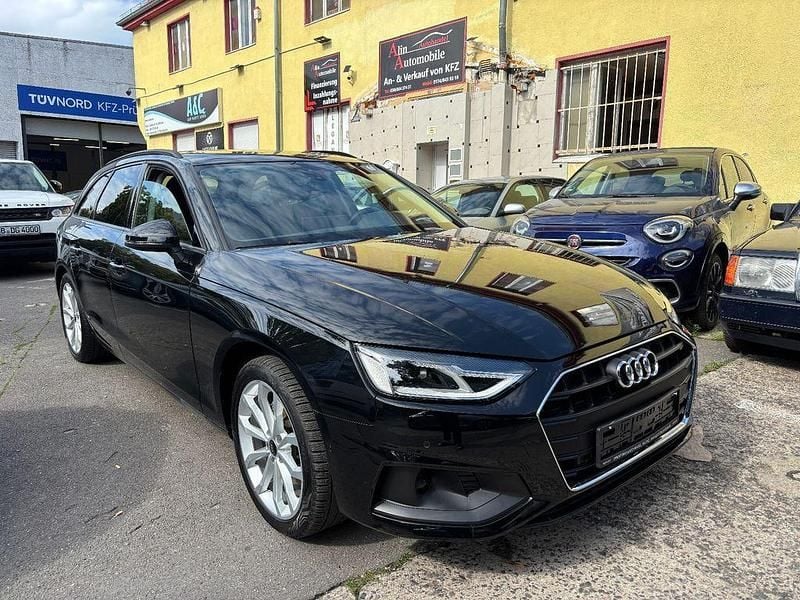 Schwarz Gebraucht 2022 Audi A4 Basis Kombi | 23.490 € (Superpreis) - Bild 1/4
