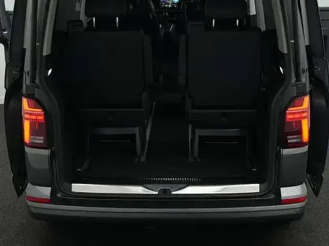 Second-hand VW Multivan Generation Six 204 CP (150 kW) 2022 Andere Monovolum