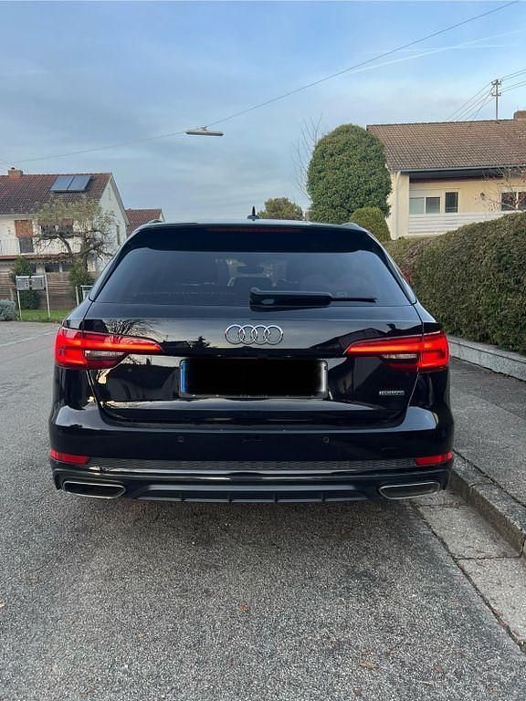 Gebraucht Audi A4 Sport 190 PS (139 kW) 2019 Schwarz Kombi