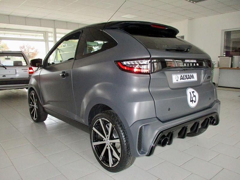 Neu Aixam Coupe GTI 2025 Grün Coupé