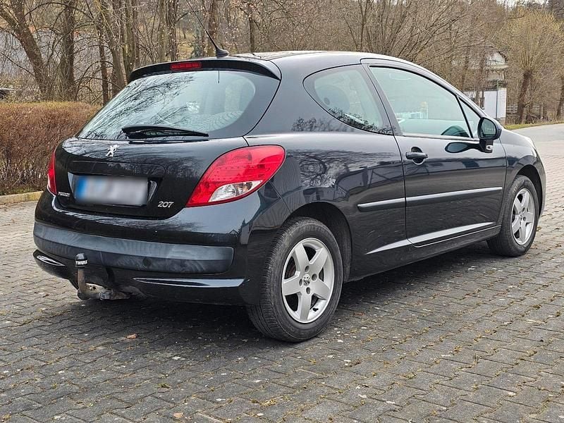 Gebraucht Peugeot 207 95 PS (69 kW) 2010 Kleinwagen