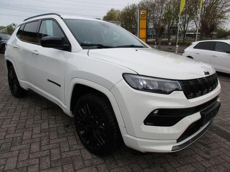 Gebraucht Jeep Compass Altitude 131 PS (96 kW) 2024 Weiß SUV