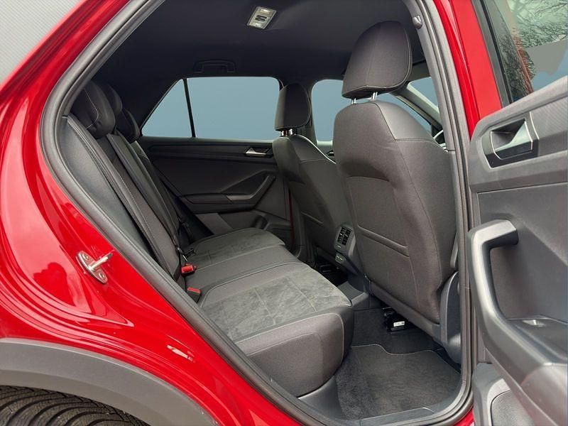 Gebraucht VW T-Roc 150 PS (110 kW) 2025 Rot SUV