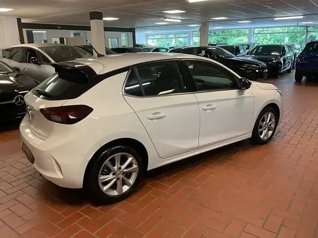 Usata Opel Corsa Elegance 101 CV (74 kW) 2023 Bianco Utilitaria