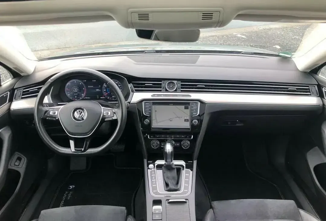 Gebraucht VW Passat 239 PS (175 kW) 2015 Kombi