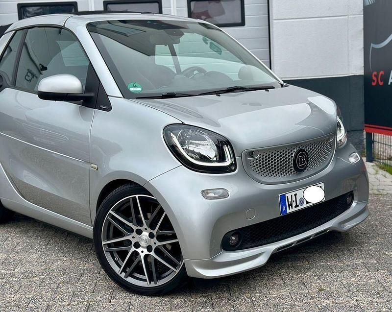 Silber Gebraucht 2017 Smart ForTwo Cabrio Brabus Cabrio | 25.800 € (Etwas zu teuer) - Bild 1/4