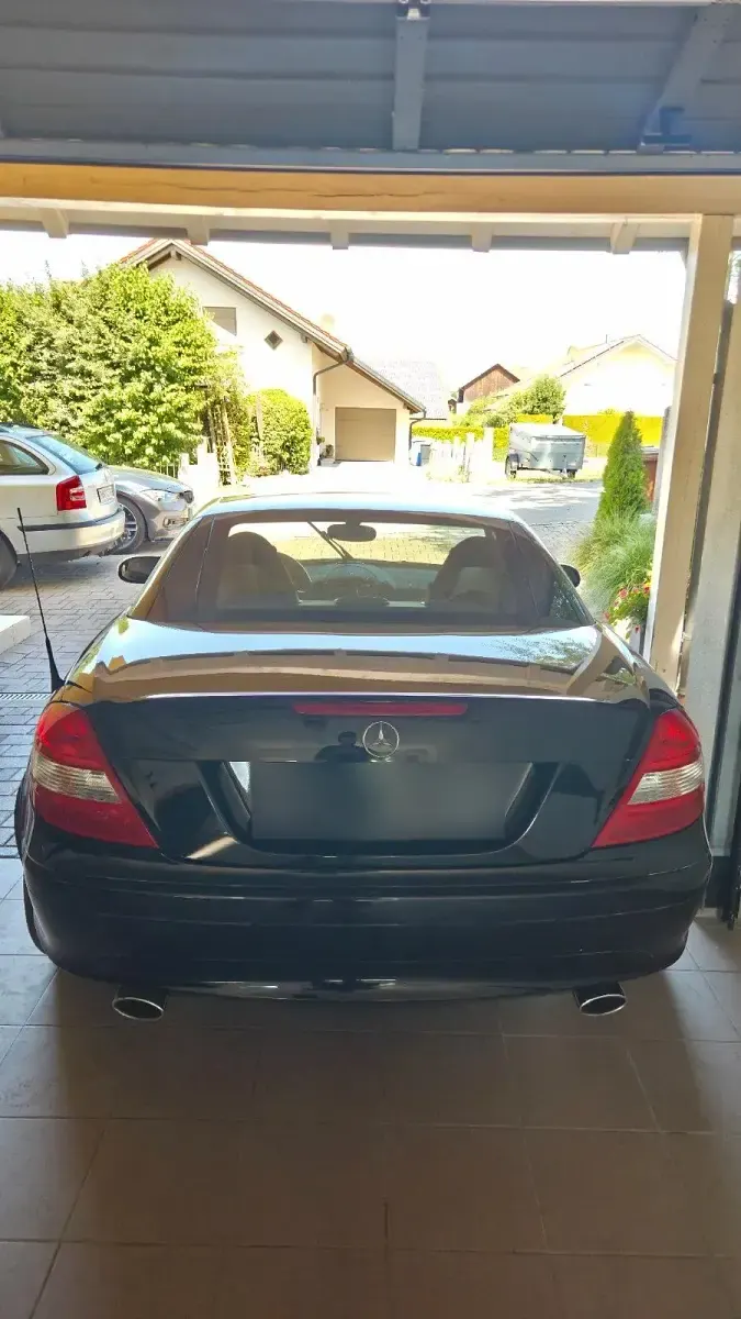 Gebraucht Mercedes SLK280 231 PS (169 kW) 2005 Schwarz Cabrio