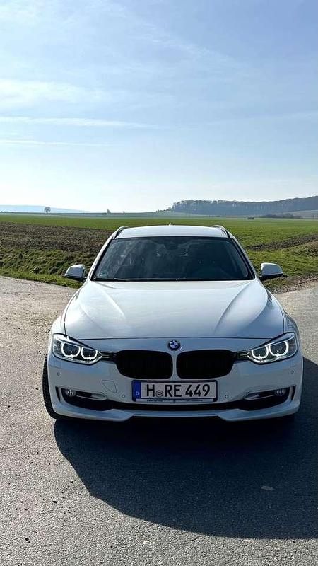 Gebraucht BMW 320 184 PS (135 kW) 2013 Weiß Kombi