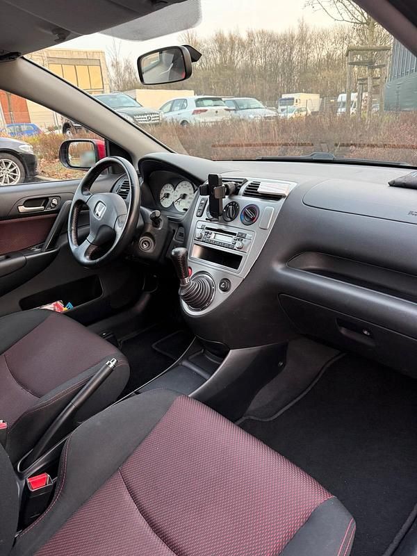 Gebraucht Honda Civic 90 PS (66 kW) 2005 Rot Kleinwagen
