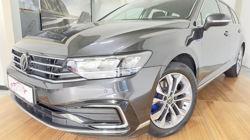 Gebraucht VW Passat GTE 156 PS (114 kW) 2020 Grau Limousine