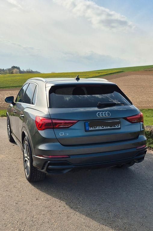 Gebraucht Audi Q3 S-Line 150 PS (110 kW) 2020 Grau SUV
