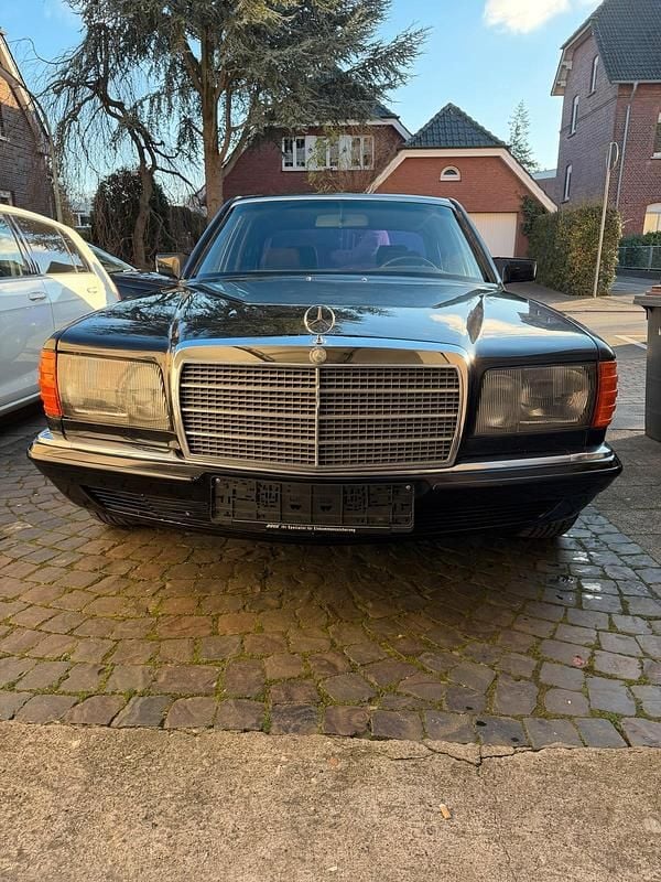 Schwarz Gebraucht 1984 Mercedes S280 SE Limousine | 9.199 € - Bild 1/4